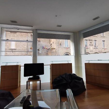 Aux pieds du Château Apartment Tournon-sur-Rhone Exterior foto
